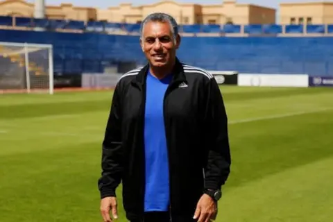 "شكرًا على كل بطولة وموهبة".. زد يودع حمادة صدقي بعد توليه تدريب وفاق سطيف